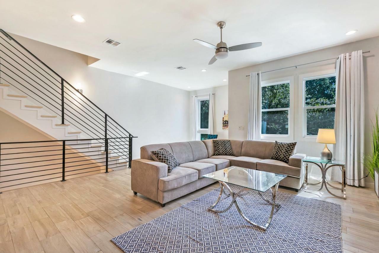 Mid City Fully Furnished Townhouse นิวออร์ลีนส์ ภายนอก รูปภาพ